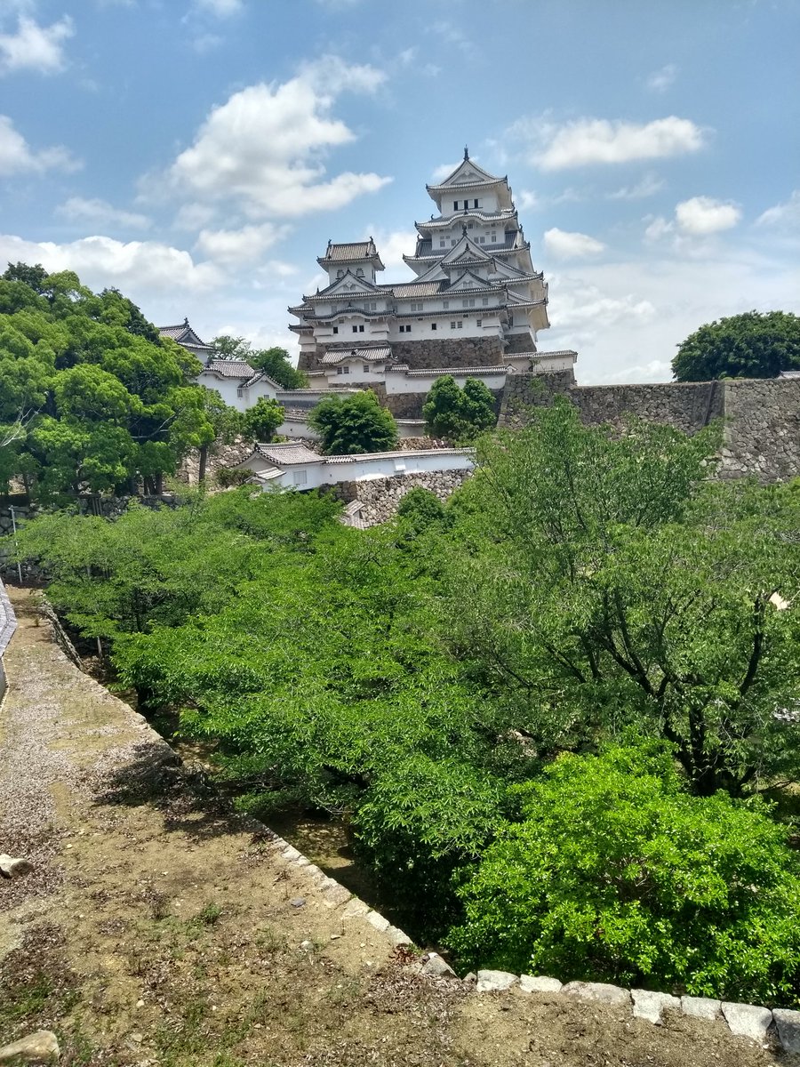 andrewsouthgat3's tweet photo. @CCCUNursing day of learning about Japanese history and the era of the Shogun in Himeji #INTCCCU https://t.co/owRRU1AYZK