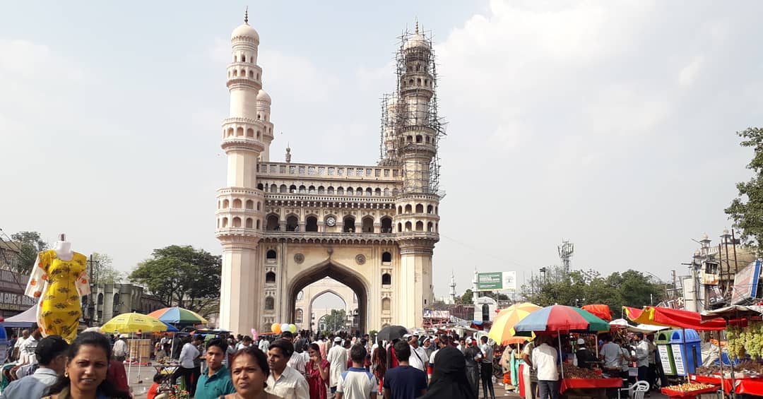 PorreSingh's tweet photo. Tourist attractions of Hyderabad, &amp; also known for its surrounding markets...
CHARMINAR ...
.
.
.
.
.
#traveller #aRtisT #indiablog #travellife #telengana #hyderabad #travel_diary #solotraveller #india #blogger #travelblogger #charminar #traveladdict #aawara #placetovisit https://t.co/G1BAKvEYZB