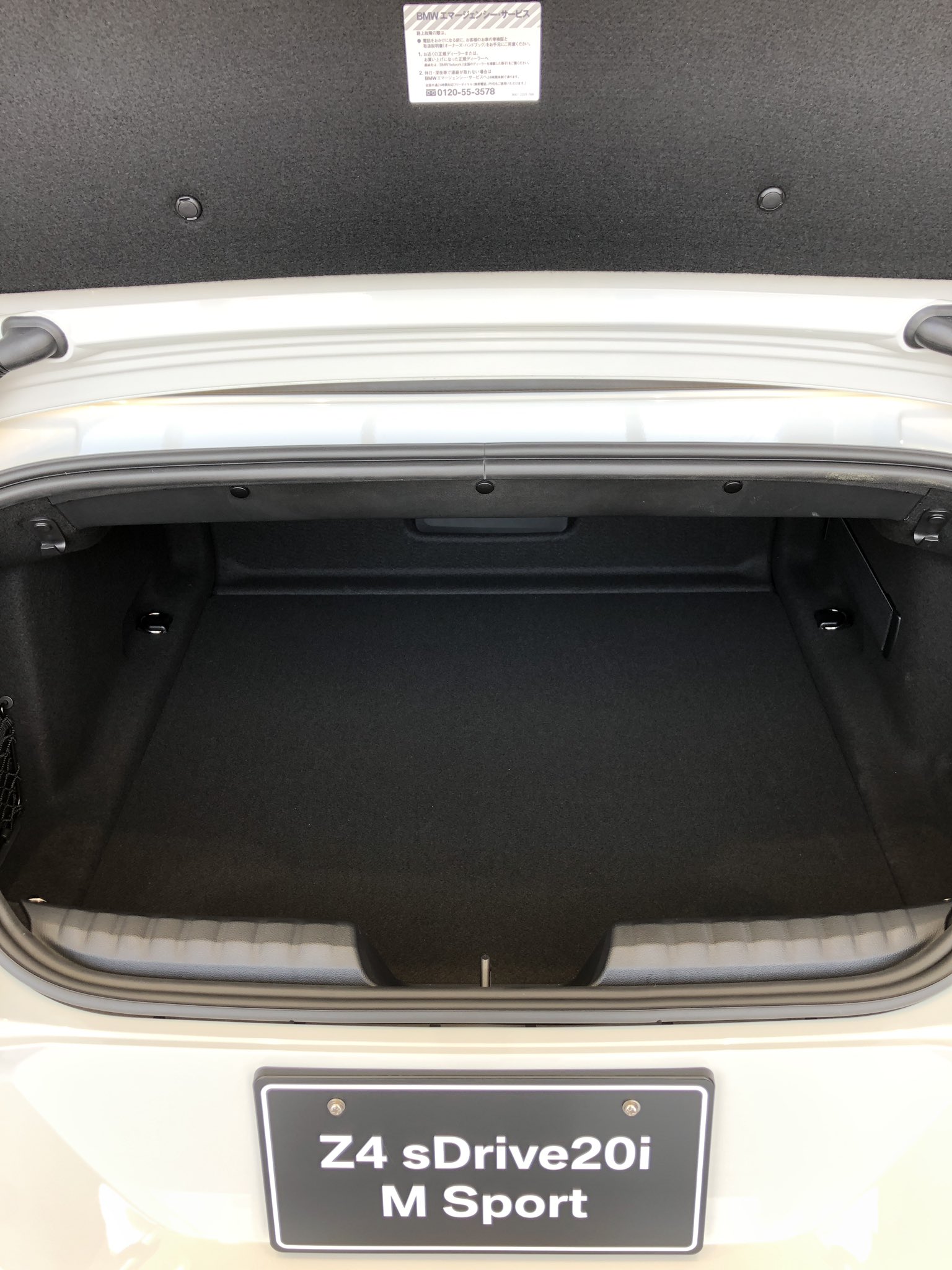 アシレコ 絶景モトブロガー 新型初めて見たけど思ったより小さく感じるなぁ Eよりe85の正統進化って感じ ソフトトップで幌開けた状態でトランクがこれだけ確保されるのも最高 Z4 新型z4 アシレコ 絶景モトブロガー 新型初めて見たけど思ったより小さく感じるなぁ Eよりe85の正統進化って感じ ソフトトップで幌開けた状態でトランクがこれだけ確保されるのも最高 Z4 新型z4