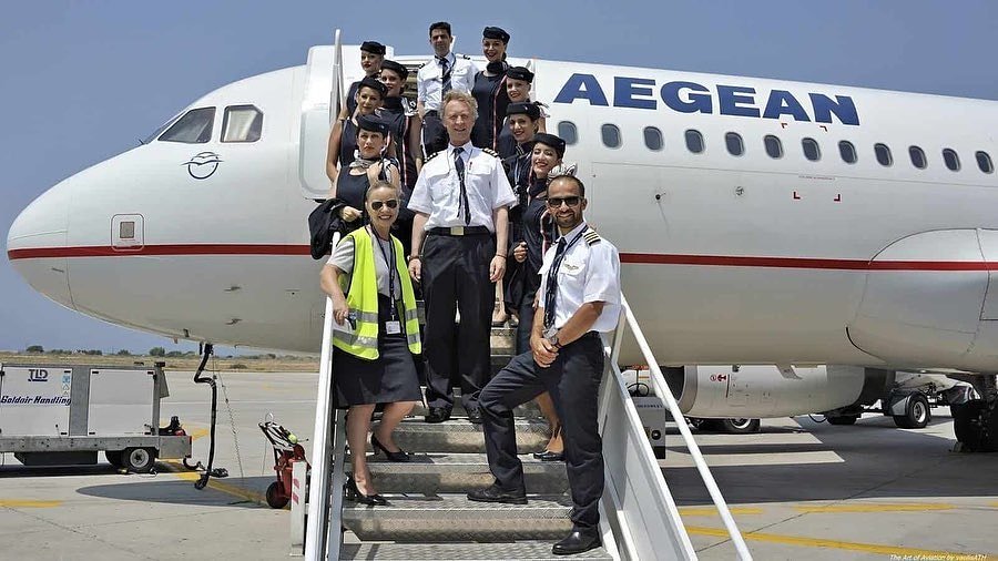 HotelKubic's tweet photo. Congratulations to Greece’s leading airline carrier AEGEAN, who is celebrating its 20th anniversary this month! Xronia Polla 🇬🇷 ✈️ 🎉
#aegean #aegeanairlines #greece
#kubicathenssmarthotel
#hotelsofathens
#kubicathenshotel https://t.co/Lf2yD1DHs1