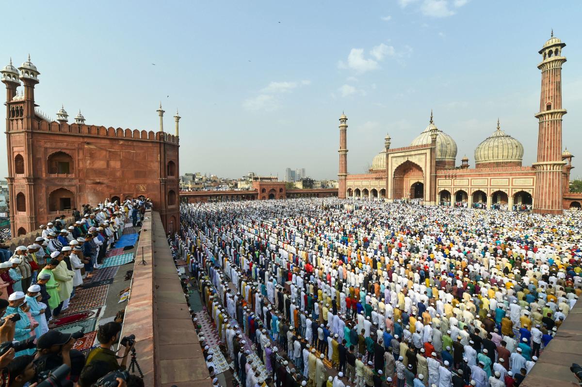 EidulFitr celebrations in pictures People join festivities across India