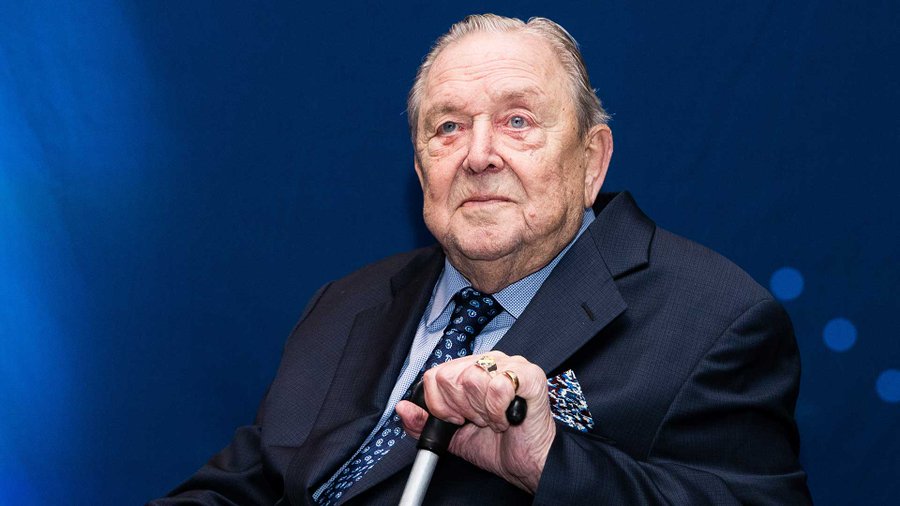 Voir l'image sur Twitter