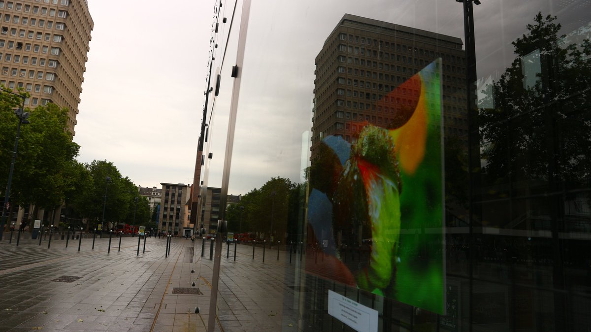 Babakwanza's tweet photo. 🔵 EVENEMENT 📸 RDV avec le photographe #BabasBbk ce 7 juin à 18h Lieu : #Charles de Gaulle au #4bis @le4bisRennes #Rennes pour son exposition #InstantsdeVie . A ne pas rater https://t.co/o57FHLATeb
