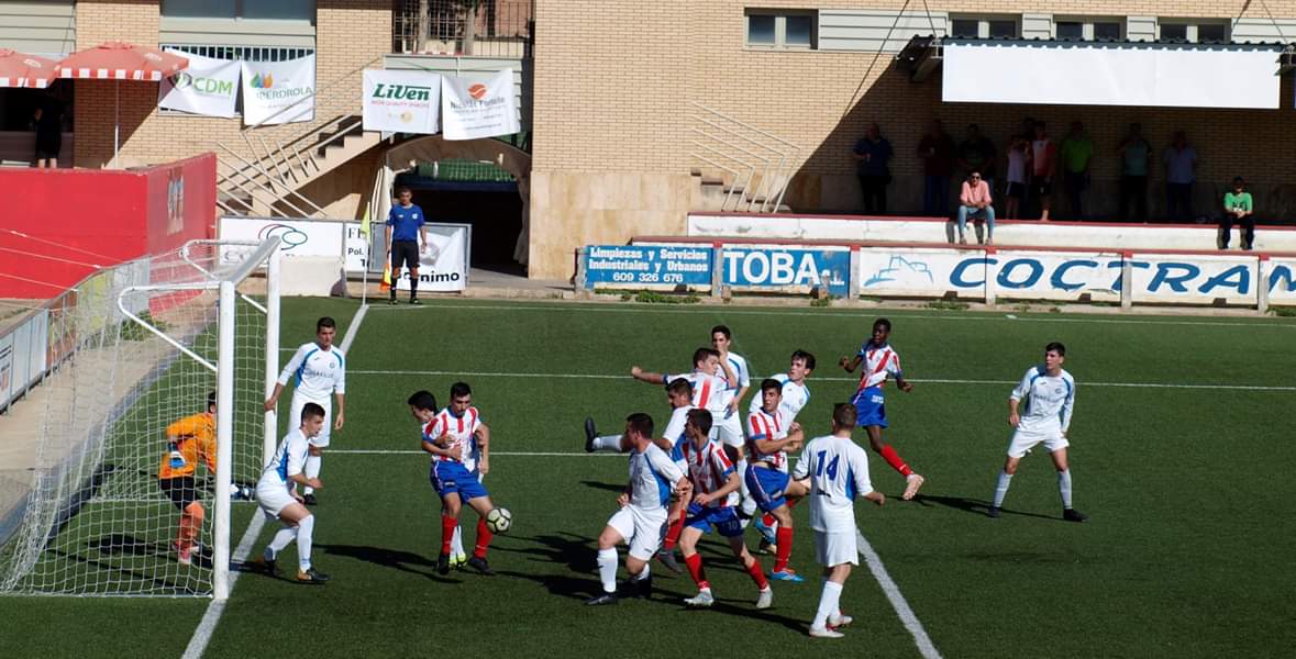 FASE ASCENSO A LIGA NACIONAL JUVENIL - GRUPO ÚNICO

🏆Partido Ida

Juvenil A   ( 7 )
Borja E.F.B  ( 0 )

#canterarojiblanca #Monzon #seremosmás 🔴⚪⚽