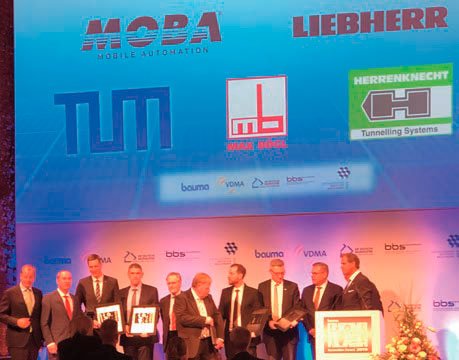 op_machinery's tweet photo. Premios a la innovación en @baumaOfficial 2019.   #Herrenknecht,  @MOBA_ISE , #MaxBogl , @Liebherr Hydraulik Bagger, 
https://t.co/vJwwQKV9cB https://t.co/dPIJTOnzou