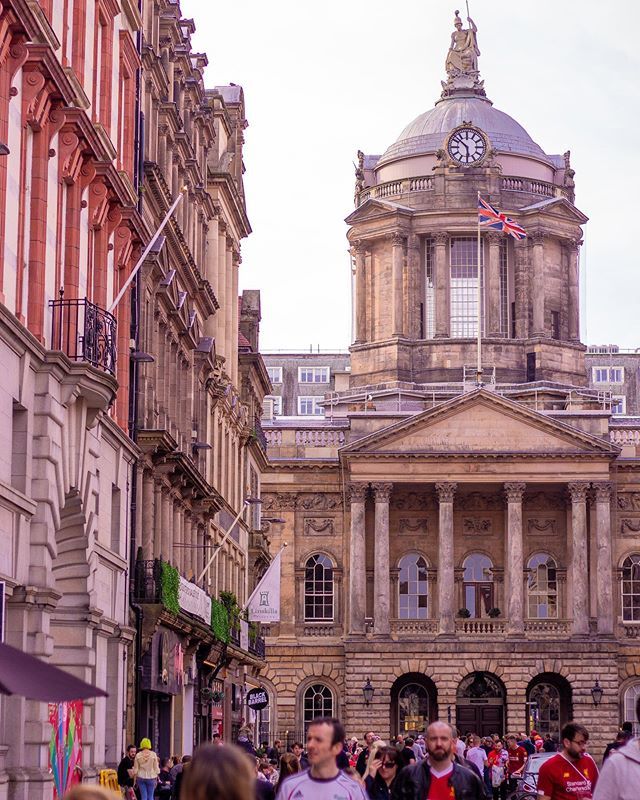 AdamKnowsIt's tweet photo. // Castle Street // #townhall
#santamaluco
#castlestreetcoffee
#50mm
#canon
#liverpool
#streetphotography
#igersmersey
#love
#cultureliverpool
#lightphotography
#sunday
#visitliverpool
#beautifulliverpool
#pizza
#beautiful
#instagood
#igersmersey
#ig_co… https://t.co/TvH5YKcrPK https://t.co/DJRdK72eRC