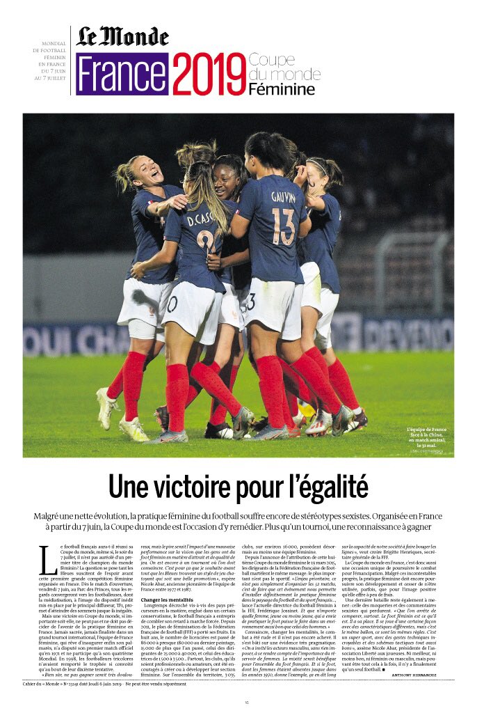 lucbronner's tweet photo. Aujourd’hui, dans le Monde, un supplément de huit pages sur la Coupe du monde féminine de football - comme pour les garçons en juin dernier https://t.co/oVh56JbUwb