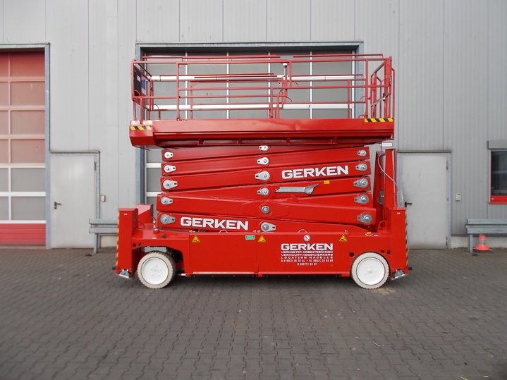 Nieuw bij #Gerken #Hoogwerkers in de verhuur vloot.
#Schaarhoogwerker, 19.86m werkhoogte, 1.20m breed 
voor binnen en buiten gebruik
#Accu #aangedreven

Bel voor meer informatie 088-428 8080 of email naar verhuur@gerken.eu