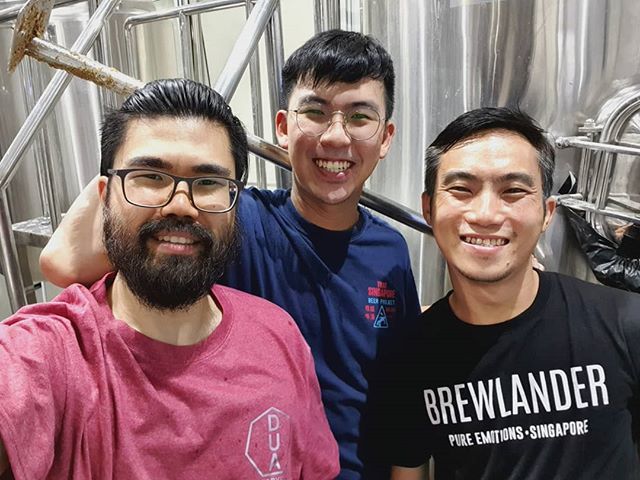 brewlander's tweet image. [Coming Soon] If it ain't fun, why are we doing it three-way?😋 Had a great brew day with @sgbeerproject and @darylsurbanales. Here's to hoping that our Ever-Courageous collab to brew something B I G will be up and ready ASAP. We will need Double the … bit.ly/2WjAgQx