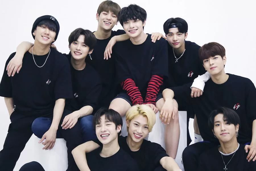 Stray kids сейчас 2023. Sky stray kids. Home sweet home stray kids. Группа stray kids 2023. Stray kids участники.