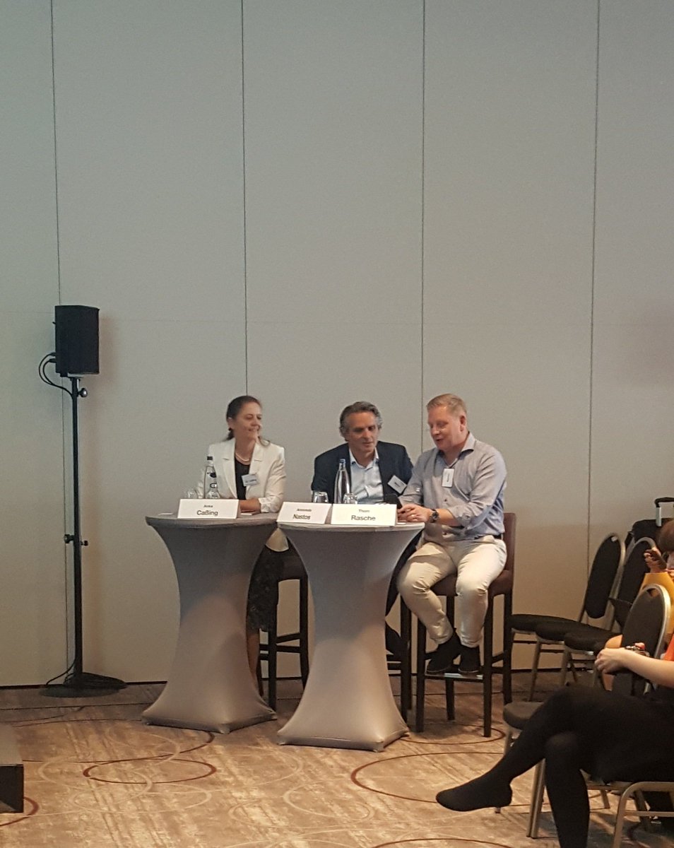 HTGF's tweet photo. Zeit für die #Pitch Session beim #MedtechRadar Live 2019. Anke vom HTGF sitzt in der Jury! #HTGFonTour @HTGF @EarlybirdVC @BVMed @medtechZWO @Barmer @NRWBANK @bbraun_de @medtechZWO https://t.co/enmcFaSWVC