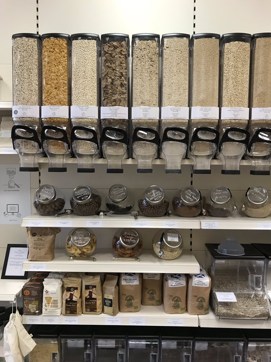 Rosie_Baillie_'s tweet photo. This is what I’d love to see all supermarkets look like #OnePlasticFreeDay. I’ve been buying oats &amp; a lot of dry goods from @RefilleryThe since they opened as local supermarkets only sell these things in “not currently recycled packaging”. #LowWaste #UseLessPlastic https://t.co/MUuKuKnCj5