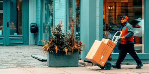 How can you optimise your #delivery strategy to give customers a clear view of what to expect when buying from you? In this podcast, <a href="/andymulcahy/">Andy Mulcahy</a> discusses modern-age approaches with experts from @ReBOUNDreturns and @ProximisFR. Listen now >> ow.ly/nbuZ50ux0ri #ecommerce