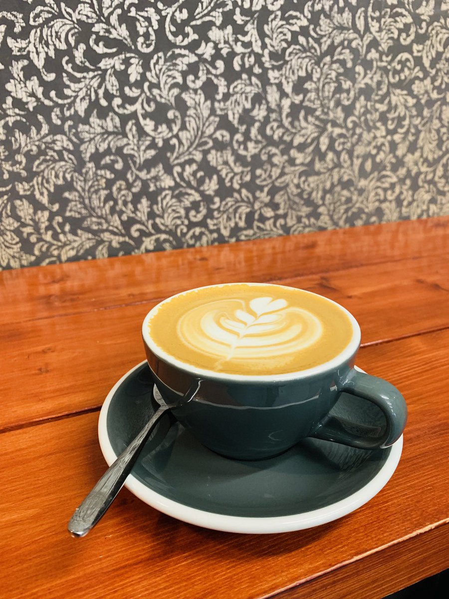 Lauramcoffey's tweet photo. Coffee shop tour of Kildare continues 😂 #SquareCoffee in Kildare Town Square today ☕️Delicious flapjack too 👌🏼😋 https://t.co/ZKKXvrKeUY
