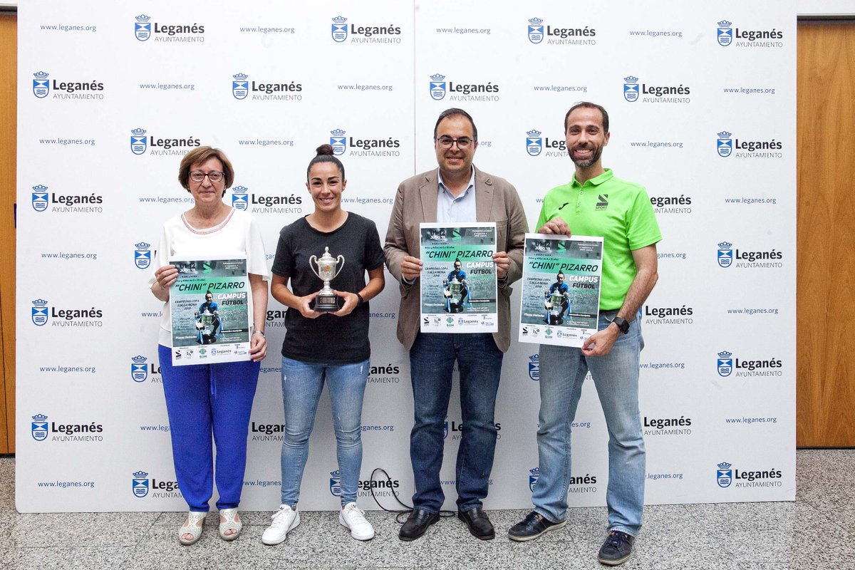 AytoLeganes's tweet photo. Cristina Pizarro, conocida en fútbol como @chinipizarro es un referente del fútbol femenino español
Ha jugado en el Atlético de Madrid y el Rayo Vallecano dónde se alzó con dos Campeonatos de Liga y jugó tres UEFA Women's Champions League.
Este verano su Campus estará en #leganes https://t.co/cjxT4HYToM