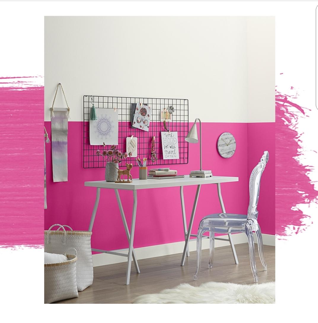pinkribbonfound's tweet photo. Can we take a minute to appreciate these two new #charity shades by @ValsparPaintUK - each one is available exclusively at @BandQ stores across the UK, with a 5% donation to the #pinkribbonfoundation for each can sold! Look out for #PinkRibbonSupport & #PinkRibbonCare
#paintpink https://t.co/ntBiahLzGI