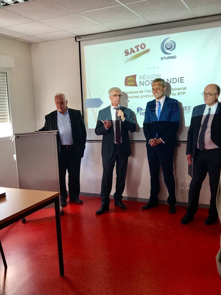 Signature de l'accord de partenariat entre la <a href="/RegionNormandie/">Région Normandie</a> et la branche professionelle du #BTP chez SATO afin de soutenir la promotion des #métiers et l'#orientation. 
<a href="/DMARGUERITTE/">David Margueritte</a> <a href="/AlainPiquet1/">Alain Piquet</a>