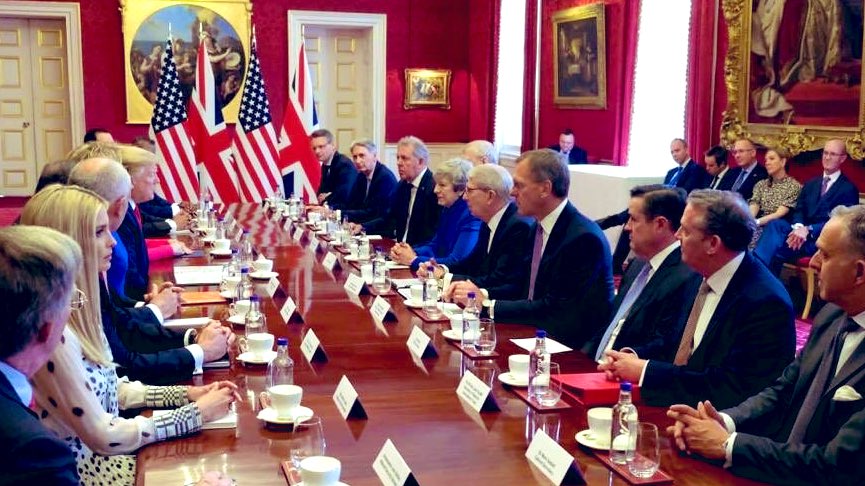 AntoniaRomeoUK's tweet photo. Strong support for UK-US trade relationship by POTUS on #USStateVisit, including at excellent PM-hosted business roundtable yesterday. Focus on building on our $240bn-a-yr trade relationship, supporting 🇬🇧 &amp; 🇺🇸 growth. We already employ 1 million people in each other’s countries https://t.co/VD3BK3dUqn
