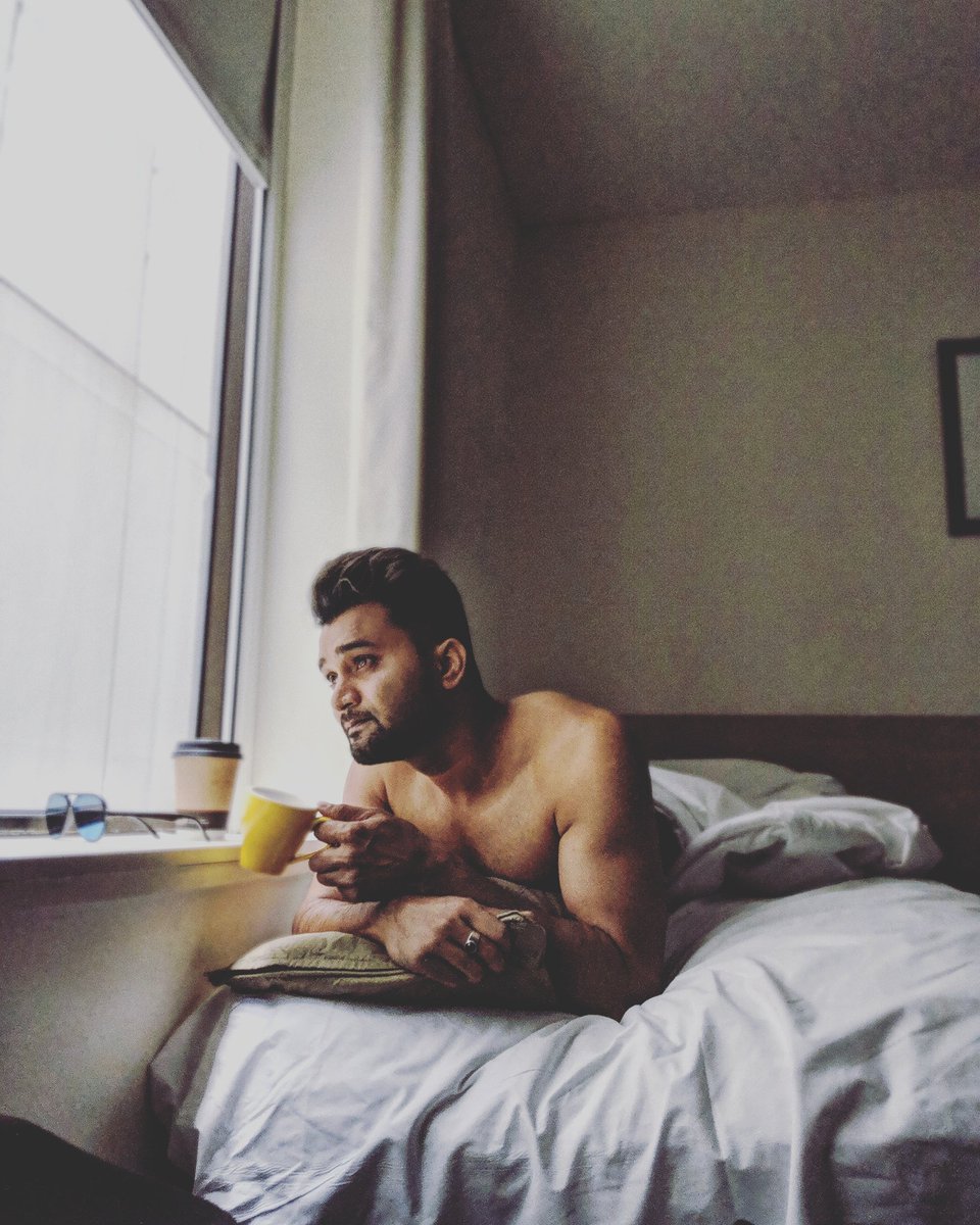 iamshakechilli's tweet photo. π΄ I'm a shockingly bad sleeper. In bed very late. Awake at the crack of dawn.
#ChilliGang #ShakeChilli
....
#lifestyle #musicproducer #dj #producerlife #djlife #travel #behindthescene #artists #artistlifestyle #djlifestyle #philosophy #latenights #nightlife https://t.co/fOaCGs5aBU