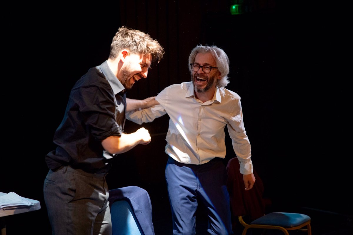 Massive thanks to <a href="/PulseIpswich/">Pulse Ipswich</a> and <a href="/YourOldChina/">China Plate</a> for presenting #TheLadder @NewWolsey last night ... thanks to wonderful audience... tune into <a href="/BBCRadio4/">BBC Radio 4</a> on Thursday 6th June for ME &amp; ROBIN HOOD ... #Hoipolloi25