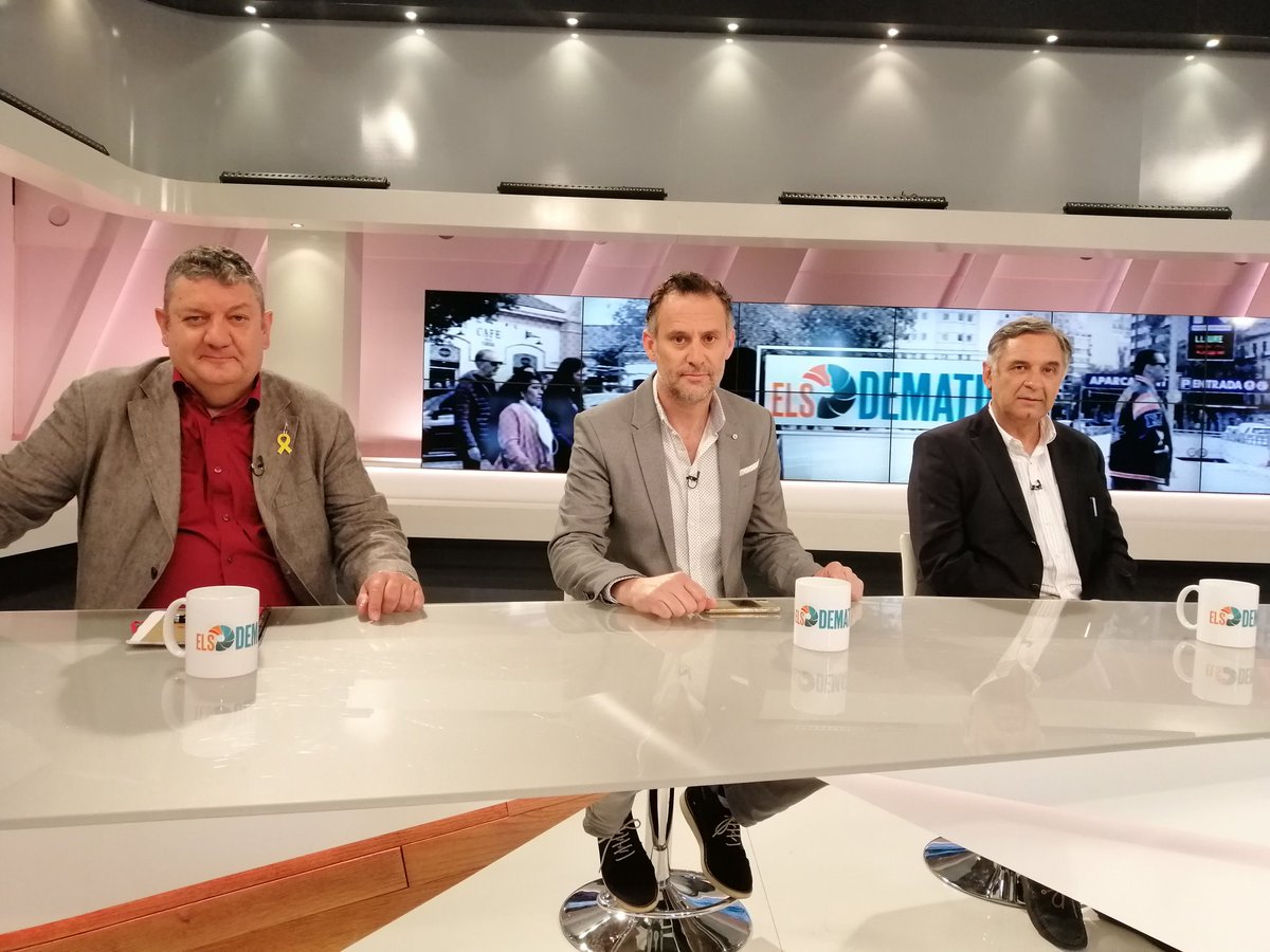 Avui tenim una taula de debat formada pels periodistes <a href="/TomeuFigueral/">Tomeu Martí</a>, <a href="/MartorellAntoni/">Antoni Martorell</a> i Miquel Serra. #ElsDematinsIB3