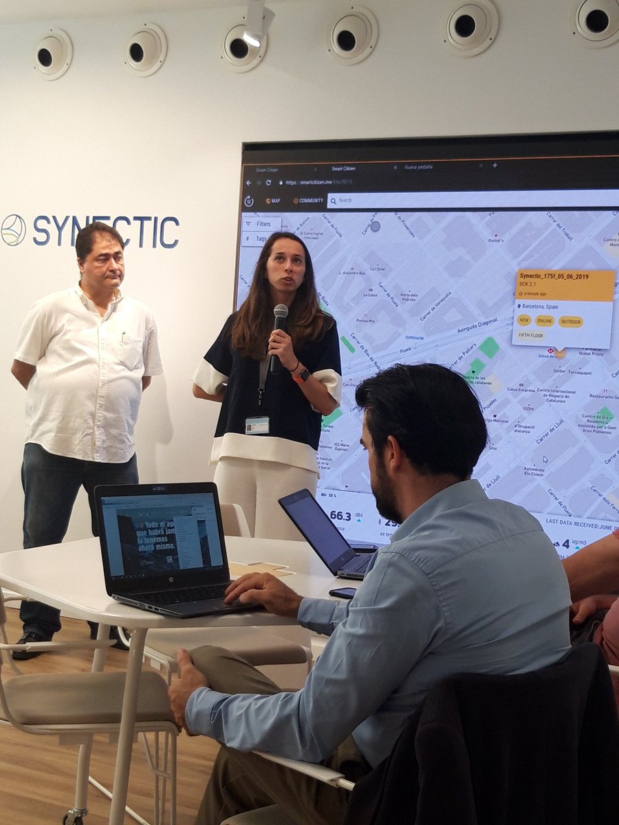 crea_agua's tweet photo. Empezamos la sesión #maker en #synectic para desarrollar soluciones para controlar la contaminacion atmosférica con nuestro protocolo @allwize_iot 
#DiaMundialDelMedioAmbiente
@MarionaAlbareda
@jordihoqueisub
@ensalgado 
@SergiGarMat 
@PereRubio75 
@ana_osle 
@suezES 
@cbalseiro https://t.co/e1C8vgLdxG