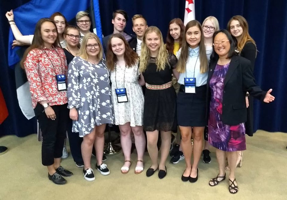 U.S. Embassy Tallinn (@usembtallinn) on Twitter photo 🎉 Another group of <a href="/FLEXProgram/">FLEX Program</a> students from Estonia have completed their year abroad studying at a 🇺🇸 public high school. Proud of you! Keep on aiming high! 🇺🇸🇪🇪 #flexprogram #ExchangeOurWorld <a href="/ECAatState/">Educational & Cultural Affairs—U.S. Dept. of State</a> 🎉 Another group of <a href="/FLEXProgram/">FLEX Program</a> students from Estonia have completed their year abroad studying at a 🇺🇸 public high school. Proud of you! Keep on aiming high! 🇺🇸🇪🇪 #flexprogram #ExchangeOurWorld <a href="/ECAatState/">Educational & Cultural Affairs—U.S. Dept. of State</a>