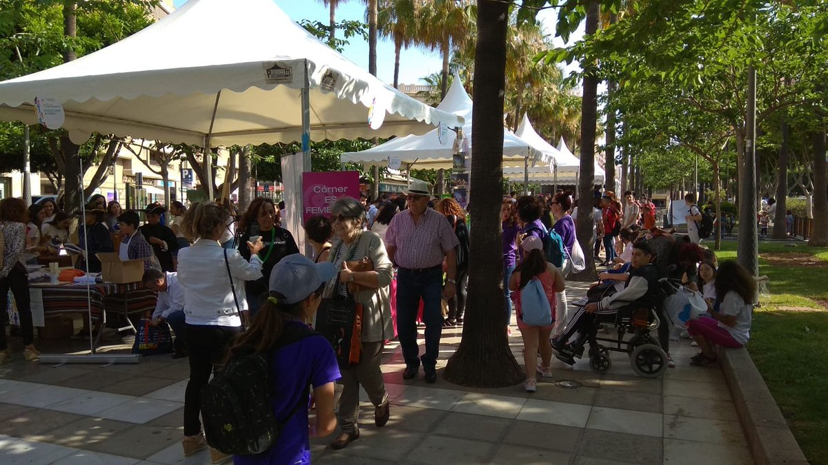 cadealmeria's tweet photo. Gran afluencia en la #FeriasEmprendimiento , Almería 2019, te esperamos @empleoJunta @almeriajunta  @educaAnd @InniciaAnd https://t.co/yLOhQgCWQS