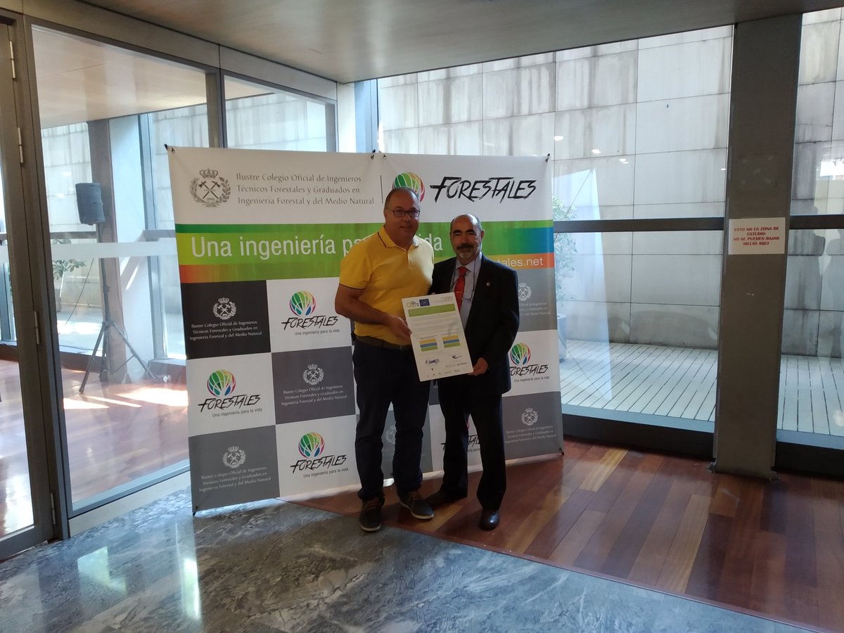 El decano del #COITF, José González Granados, y el representante del #COITF en la R. de Murcia, <a href="/esteban_jordan/">Esteban Jordán</a> , ratifican el acuerdo de transferencia y replicabilidad del proyecto <a href="/LIFE_FORESTCO2/">LIFE FOREST CO2</a>