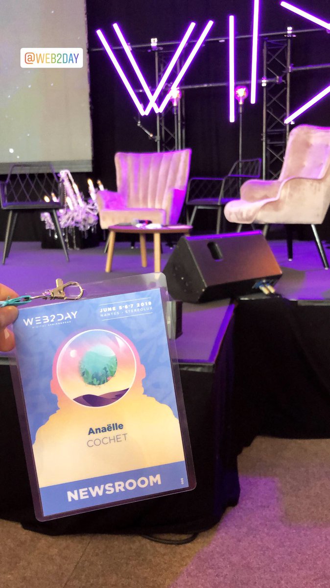Comanaelle's tweet photo. C’est parti pour 3 jours en tant que community manager dans la newsroom du @web2day ! https://t.co/fhbApTzSuO