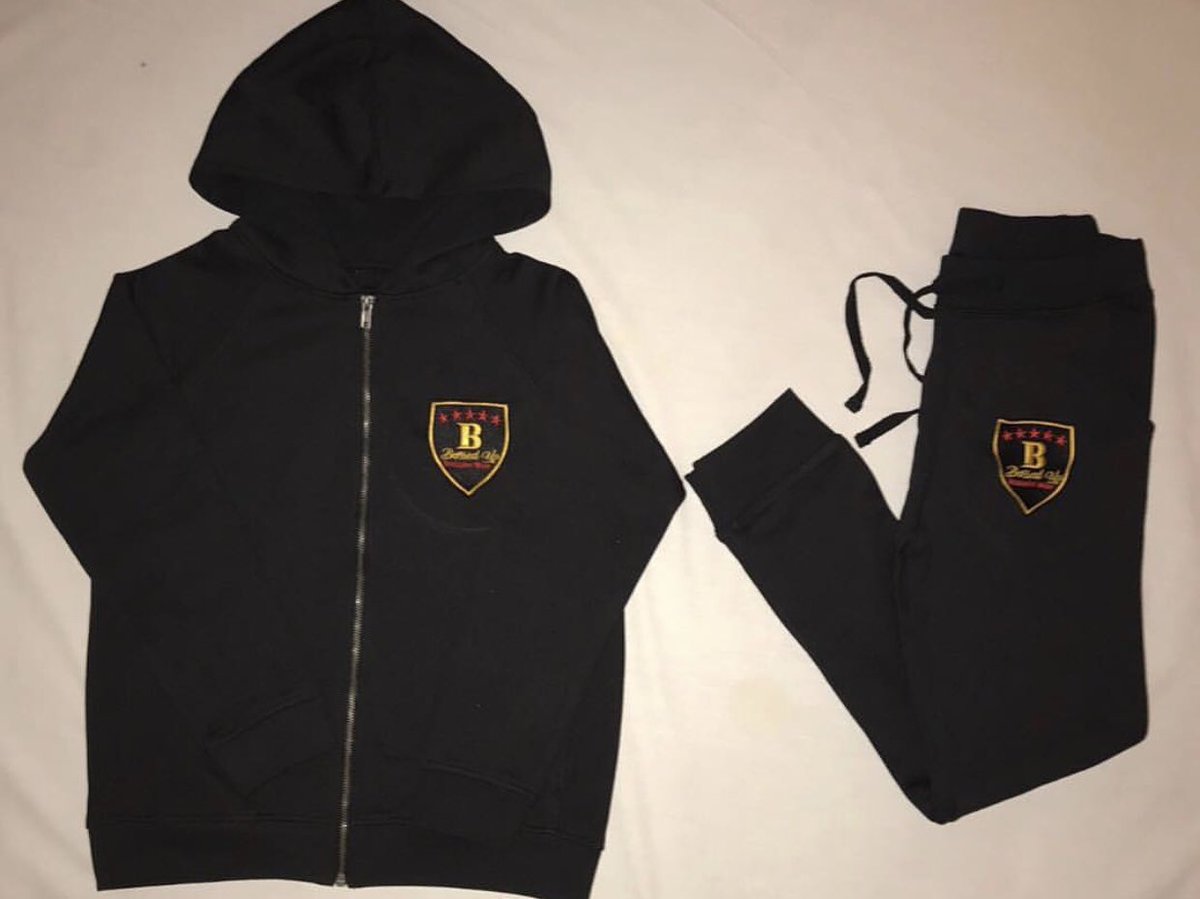 BossaliniWear's tweet photo. 🚨🚨New drop available now✅ Young Bossalini Wear Boys Tracksuit zip up hoodie &amp; pants shop now🛒 https://t.co/fchqVyRBcE to purchase the hottest tracksuit🇬🇧 of the year 🅱️🆙💥🎯 link in bio #Bossaliniwear #Bossalini #YoungBossalini #Fashion #Designer #Style #Bossedup https://t.co/Ztg9drWvt6