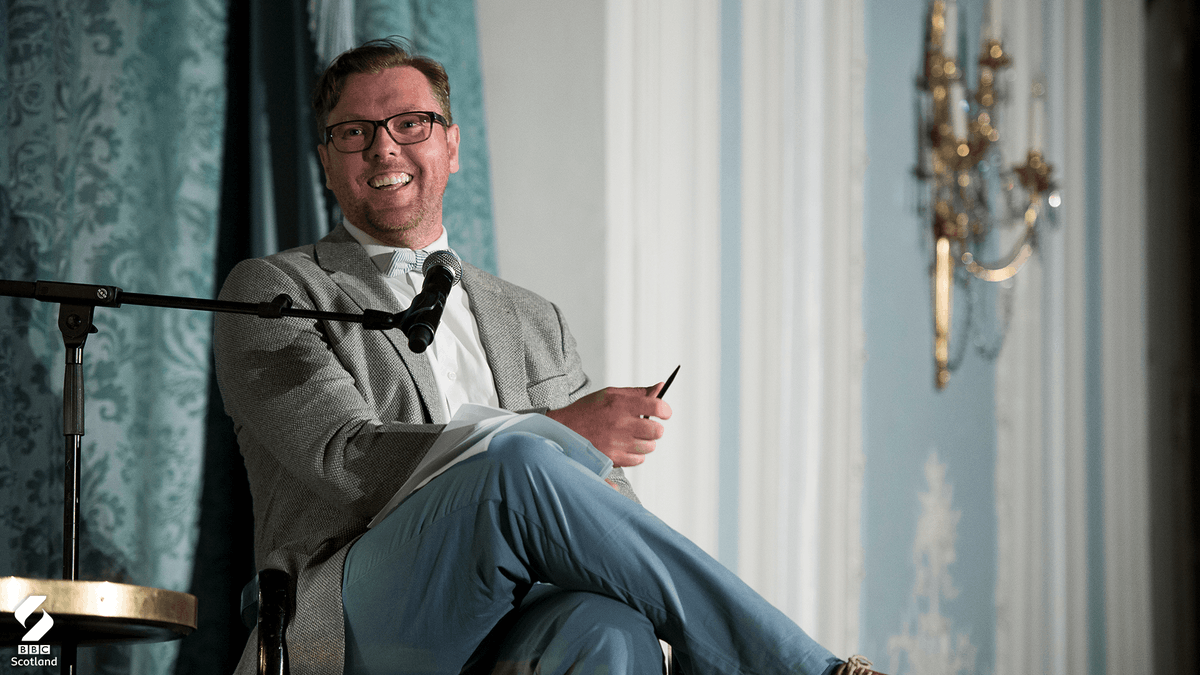 📖<a href="/BBCScotland/">BBC Scotland</a> has commissioned a new arts series to celebrate literature

#TheBigScottishBookClub will be hosted by award winning author <a href="/Damian_Barr/">Damian Barr</a>

You can find out more on BBC Media Centre here 👇

bbc.in/2HVQ6MU
