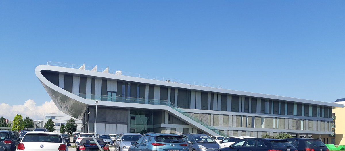 media_jeanine's tweet image. Inskribiert. 😎
Bis September! 👩🏻‍💻

#FHBurgenland #mimk #masterstudent #excited @FHBurgenland