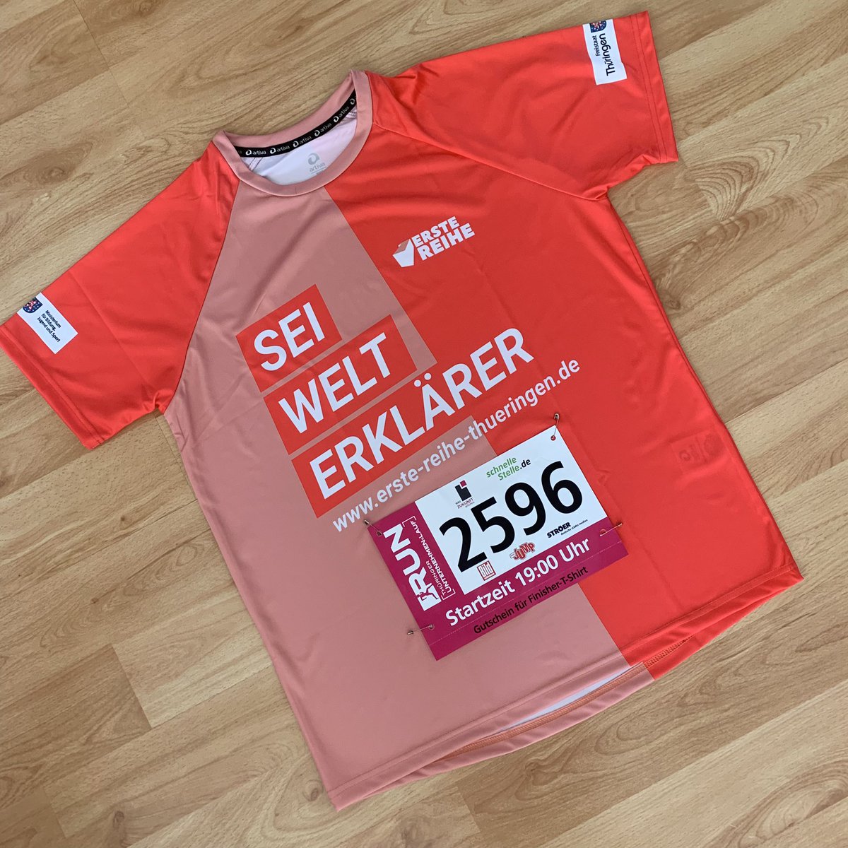 ManPerleberg's tweet photo. Heute ab 17 Uhr auf dem Erfurter Domplatz. #run #unternehmenslauf #teambildung #erstereihe #ohnelehrerläuftsnicht https://t.co/fRQPclvh9L
