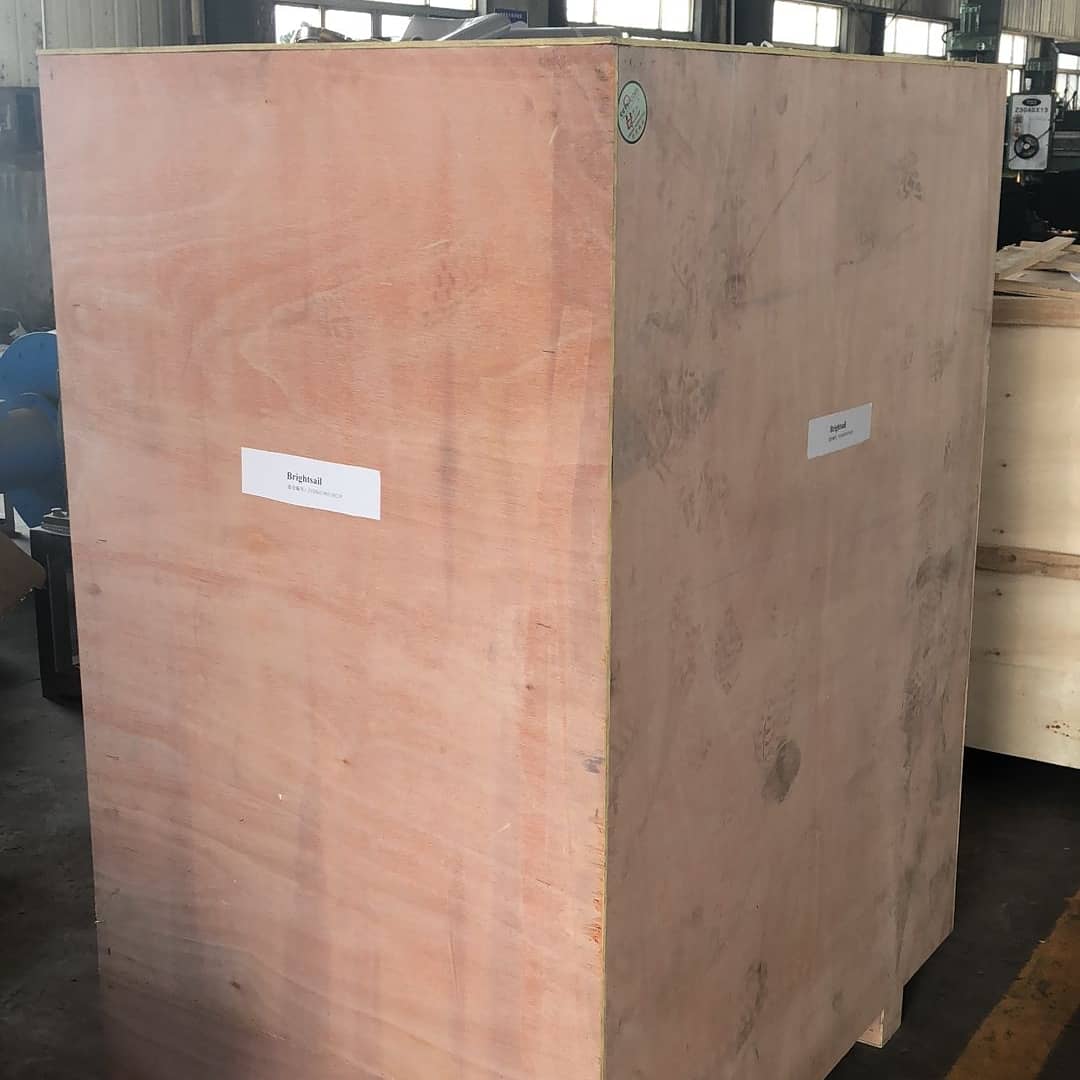 Monicaliulijuan's tweet image. Our BSC-300 coarse crusher is being shipped to Canada.[鼓掌][鼓掌]
#CoarseCrusher #CrushMachine