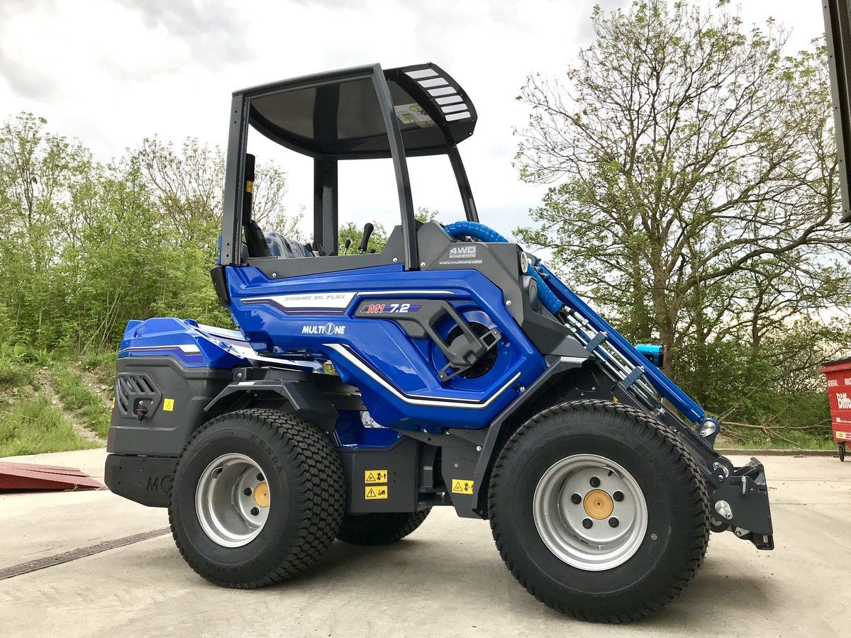 MultioneUk's tweet image. NEW STOCK, Ready For Quick Delivery.
The #MultiOne 7.2 is a highly cost effective #liftandshift model, proving really popular this year.
28HP, 1,500kgs max tipping load and only 1,610kgs gross weight.
BOOK YOUR DEMO NOW  - Call 0800 233 5490

#transformyourwork #beproductive