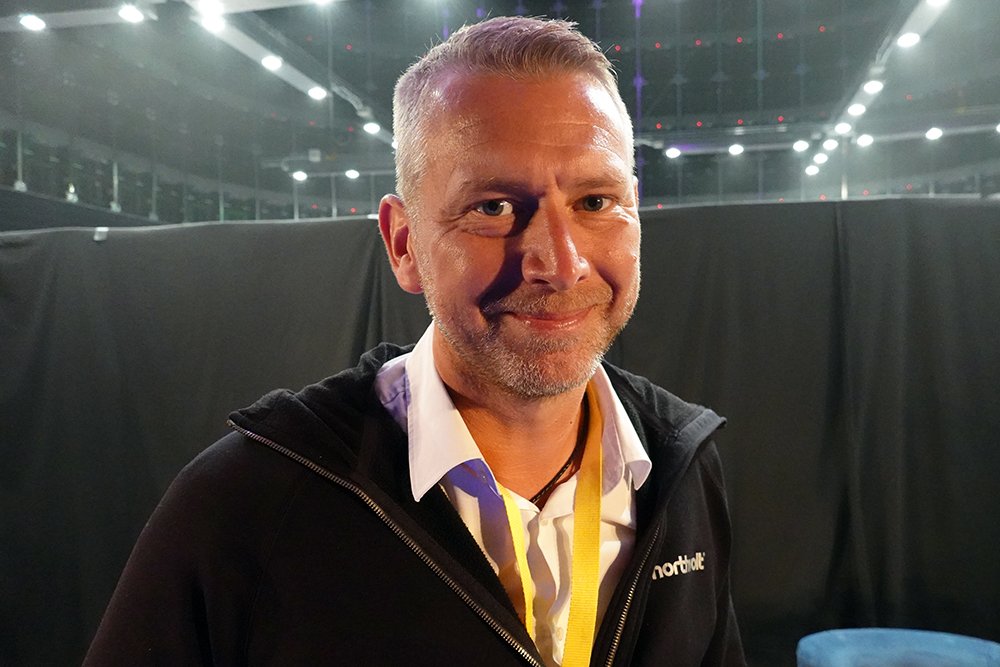 joinArcticBiz's tweet photo. Exklusiv intervju med Peter Carlsson @northvolt som gav värdefulla tips till startup-bolag med nya innovationer. Möt också några av våra startups och vad det har att erbjuda industrin. #energyconfusion #startups #Innovations #solutionsforindustry https://t.co/oumAeBXvI3 https://t.co/it1X39oLIE