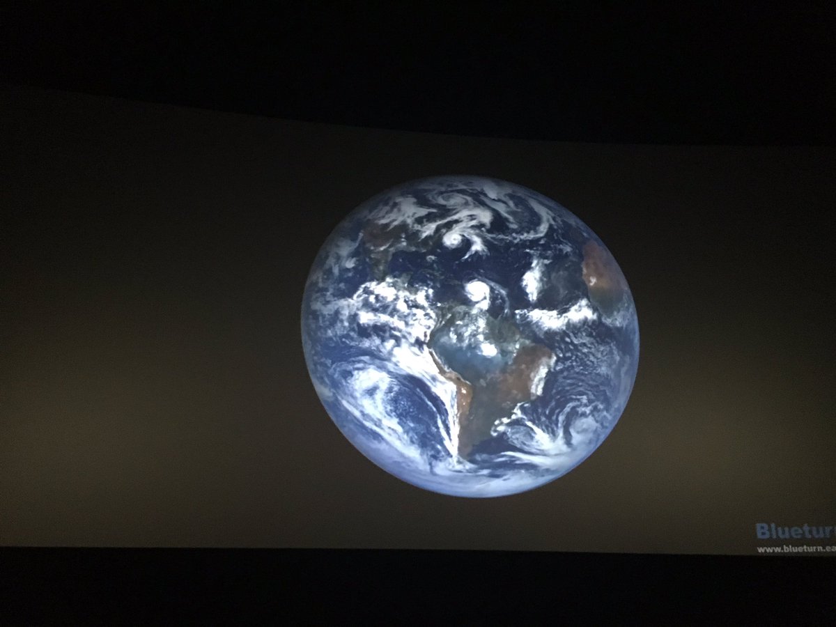 IngridSauvin's tweet photo. Cérémonie de lancement de la construction de la Villa @Shamengo ! C’est parti avec la présentation de ce projet pour changer nos modes de vie! @catshamengo 🌎🌍#ActForImpact https://t.co/KQtGR9QFHV