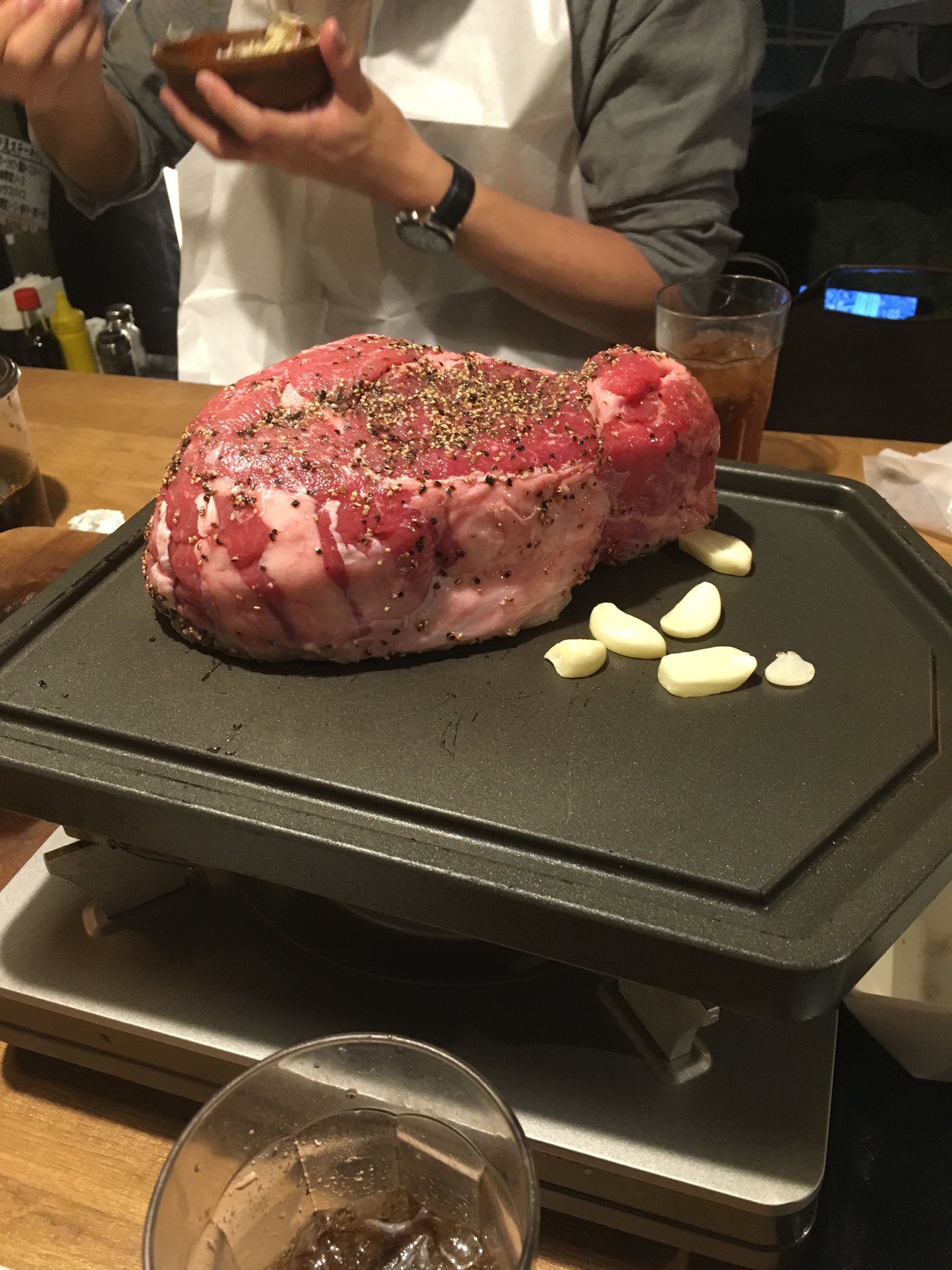 どぶ 柏餅 C H F Dobrovskij こちら ガッツグリル名物マグナムステーキ 7gでお値段38円でございます 良い値段ですね ところでこのお店 食べ飲み放題あるんですよ そちらのお値段3940円 食べ飲み放題にすると お店にあるメニュー全てが食べ