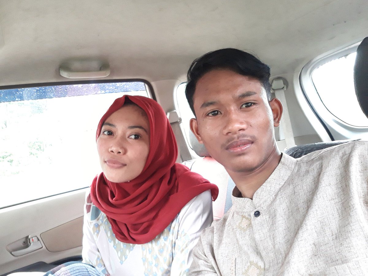 Dit67073504's tweet photo. Eid mubarok 1440 H 🤝
Maafkeun klo bnyak slah https://t.co/d1kdlucGRE
