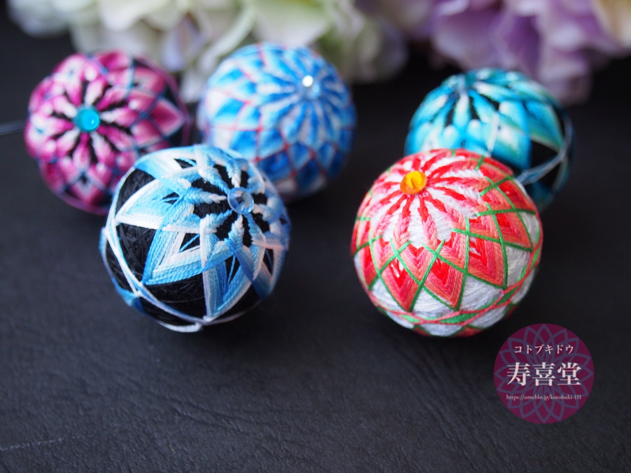 تويتر 寿喜堂 4 9 10古花市 ぐんまフラワーパーク على تويتر 新たなアイテム マクロレンズ を手に入れたのでひたすら我が 手まりをパシャパシャしてみますた 手まり かわゆす まるい かわいい 手まり 手毬 手鞠 手まりかんざし 手まり簪 手まりのイヤー