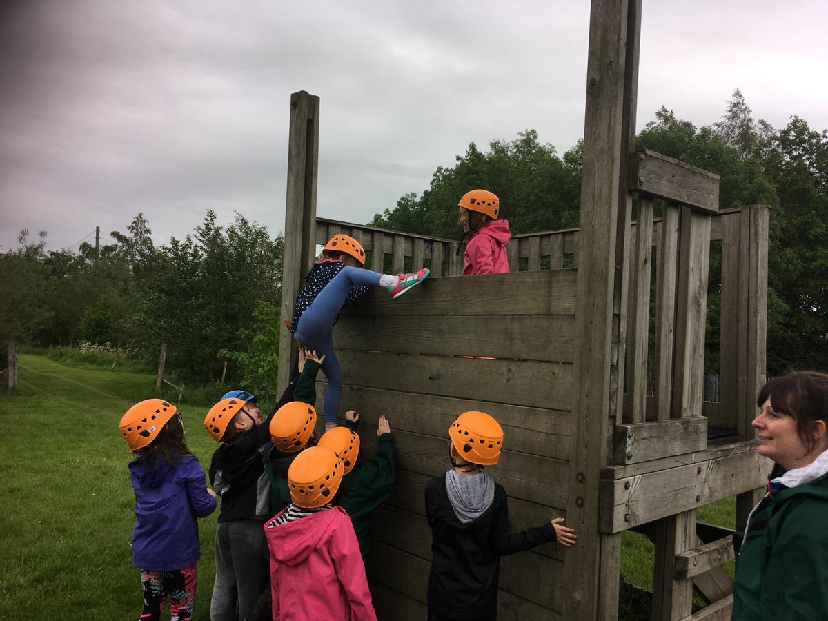 Final day at Hollowford. Here’s some more brilliant photos of what we have been up to 🤩 3