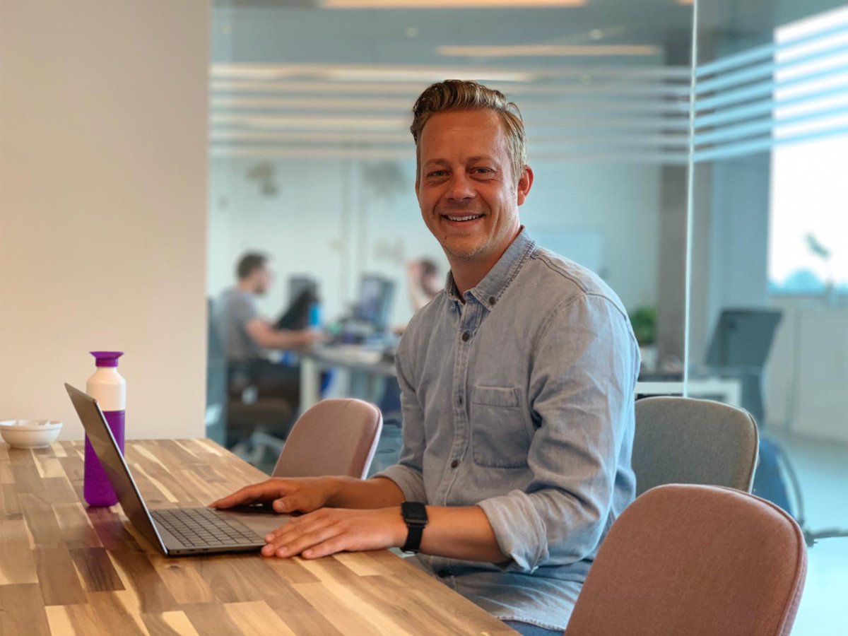 Sinds deze week is <a href="/peternator/">Peter Eigenraam 🤯</a> aan boord. Vanuit zijn ervaring als product manager en ondernemer gaat Peter ons helpen met het in goede banen leiden van onze projecten en processen. Ook gaat hij samen met Geert een hoop leuke dingen doen op gebied van marketing, dus tot snel!