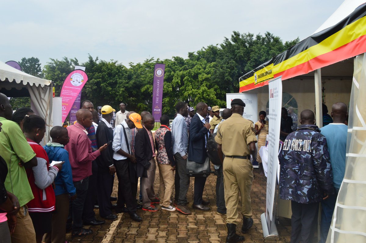 ULRCUg's tweet photo. Uganda Law Reform Commission is participating in the 2019/20 #BudgetWeek  at Kololo airstrip. #KnowYourBudget On display are some of #ULRC's publications and and advocacy about the Commission's activities and Laws of Uganda.#Knowyourrights @URAuganda @mofpedU @CSBAGUGANDA https://t.co/pfrFdi9QEG