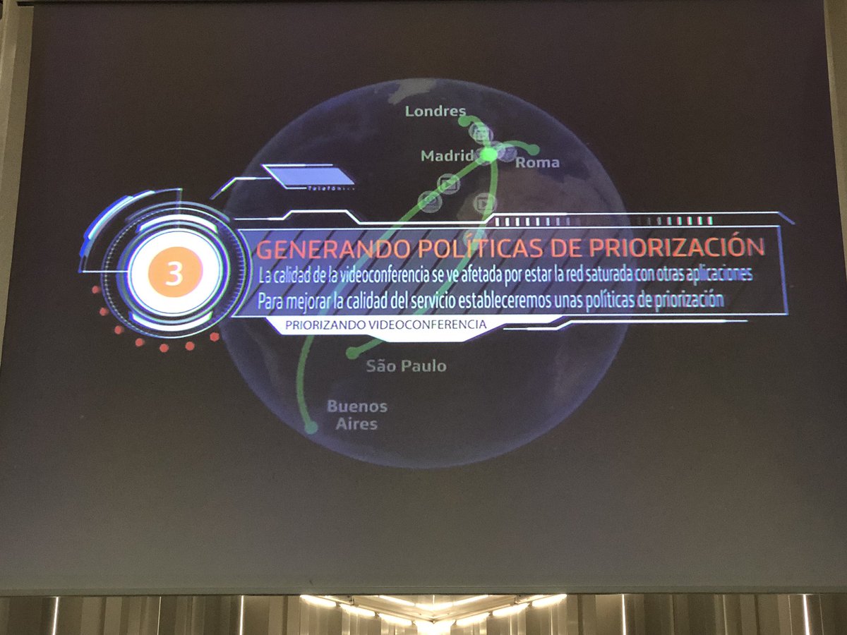 IngensNetworks's tweet photo. Nos introducen demo de SDN que ha creado @Telefonica con su solución propietaria conocida como #flexONE, plataforma donde podremos gestionar toda la capa de networking y priorización de traficos o despliegue de delegaciones de forma fácil e intuitiva @eglezcaso @diegorh #flexweek https://t.co/cZChvyBzHh