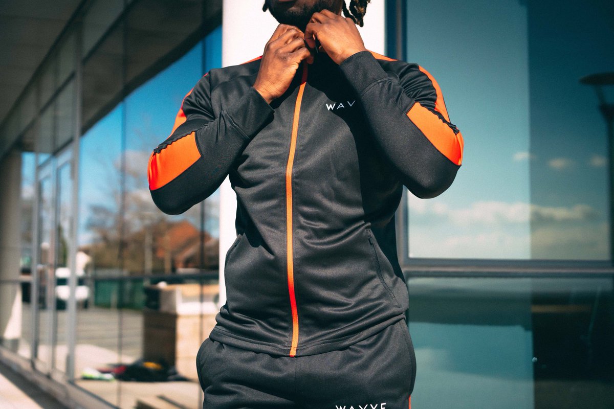 Wavye_official's tweet photo. TECH TRACKSUIT RED

82/100 SOLD 

18 LEFT BE QUICK

https://t.co/UEpoyJdc8i https://t.co/u9r4LHnvVz