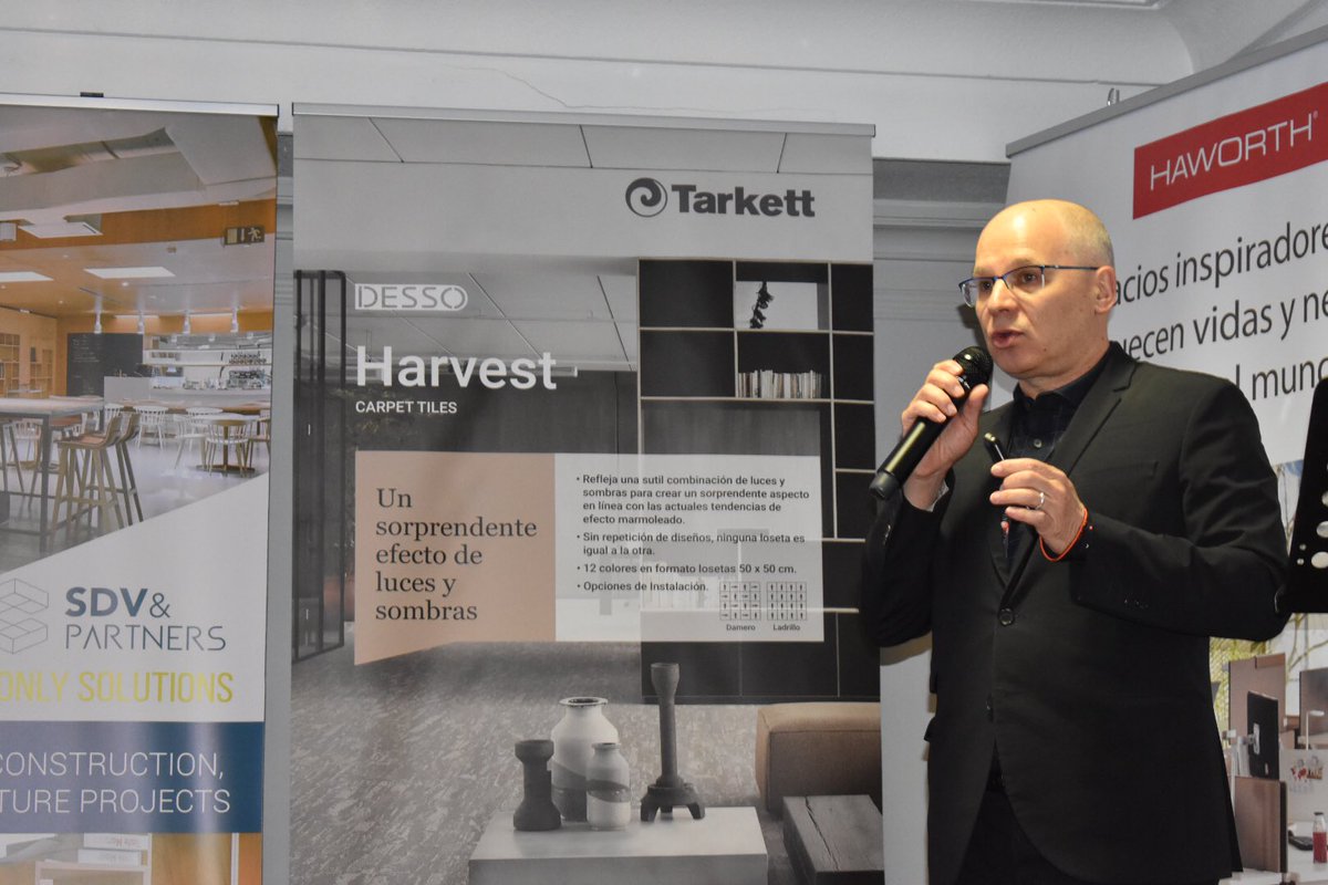 GrupoViaSpain's tweet photo. Juan Salgado, Head of Workplace Spain de @StudioBanana en la ponencia "The future of work".ñ en #officesofthefuture . https://t.co/G7bhjdmcgc