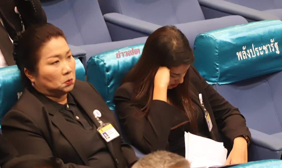 kittiworaprat's tweet photo. ในสภาขอไม่พูด ขอไปพูดในไลฟ์สดดีกว่า #ตั้งรัฐบาล https://t.co/Lj0gWiEO9o
