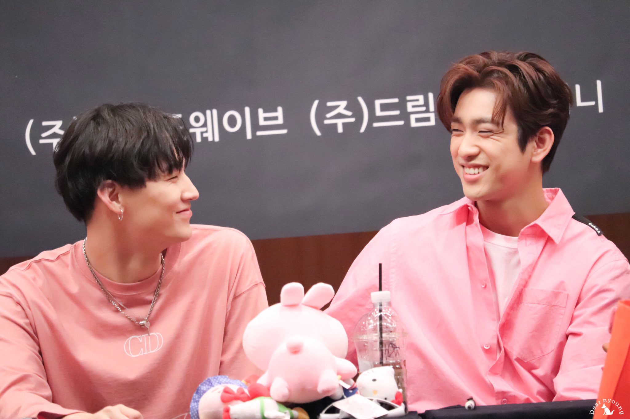 D8SimHRU8AASV7u.jpg:orig