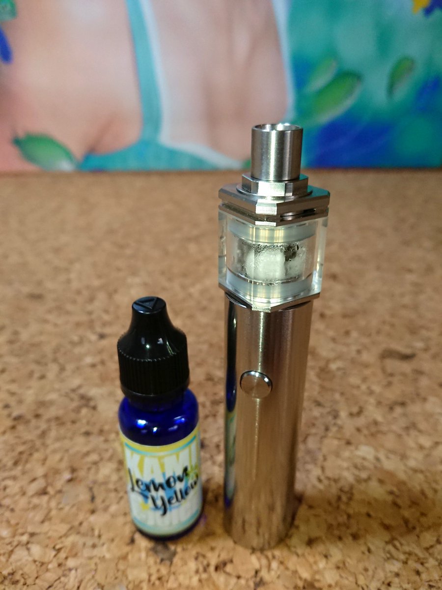 kazenonoreply's tweet image. Lemon yellowはこれで👍
WotofoのICE3(アイスキューブ)って結構前のアトマなんだねー😃
未使用品ですた😆
30ga×2+38gaのFCワイヤーを3di 8巻きのデュアル、mod読み0.49Ω
MOD101との組み合わせよき😊
#vape #wotofo #ehpro #lemonyellow